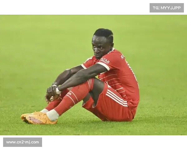 马内贴地斩绝杀瞬间，塞内加尔全队冲入场内庆祝